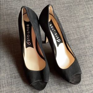 New Boutique 9 Classic Peep Toe Platform 7